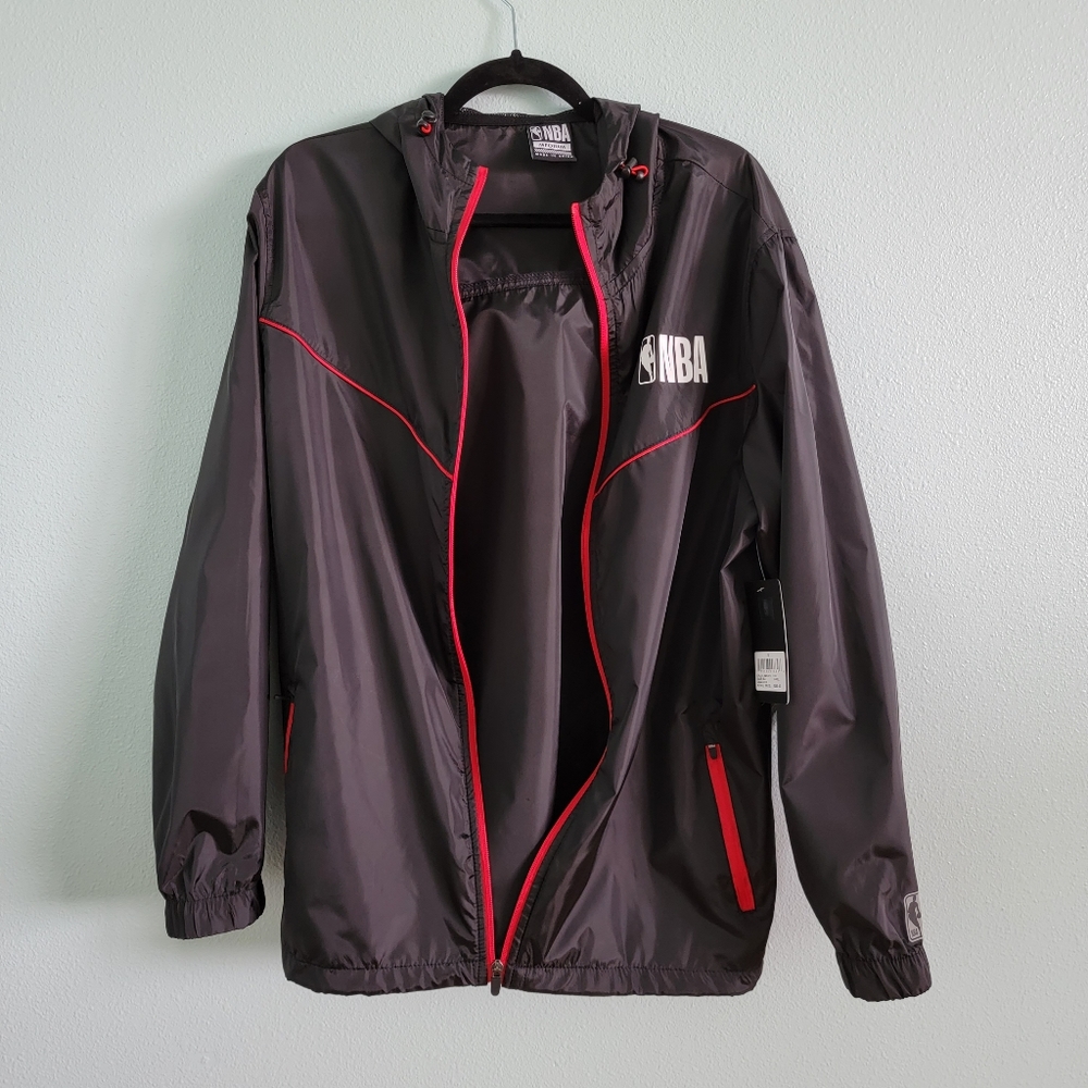 ‼️SOLD‼️Official Men's Windbreaker , Size medium , new ✨️ Last One Avail : M - Picture 5 of 7